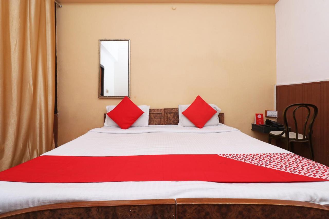OYO 8379 Hotel Kamal Lucknow Bagian luar foto